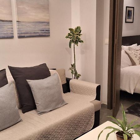 Domus City Apartment With Wonderful Balcony テッサロニキ エクステリア 写真