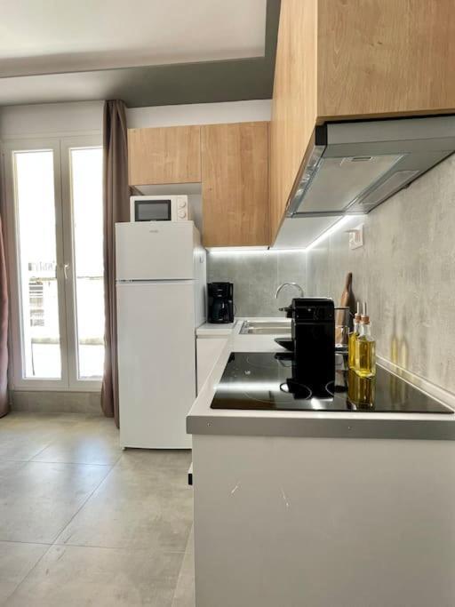 Domus City Apartment With Wonderful Balcony テッサロニキ エクステリア 写真